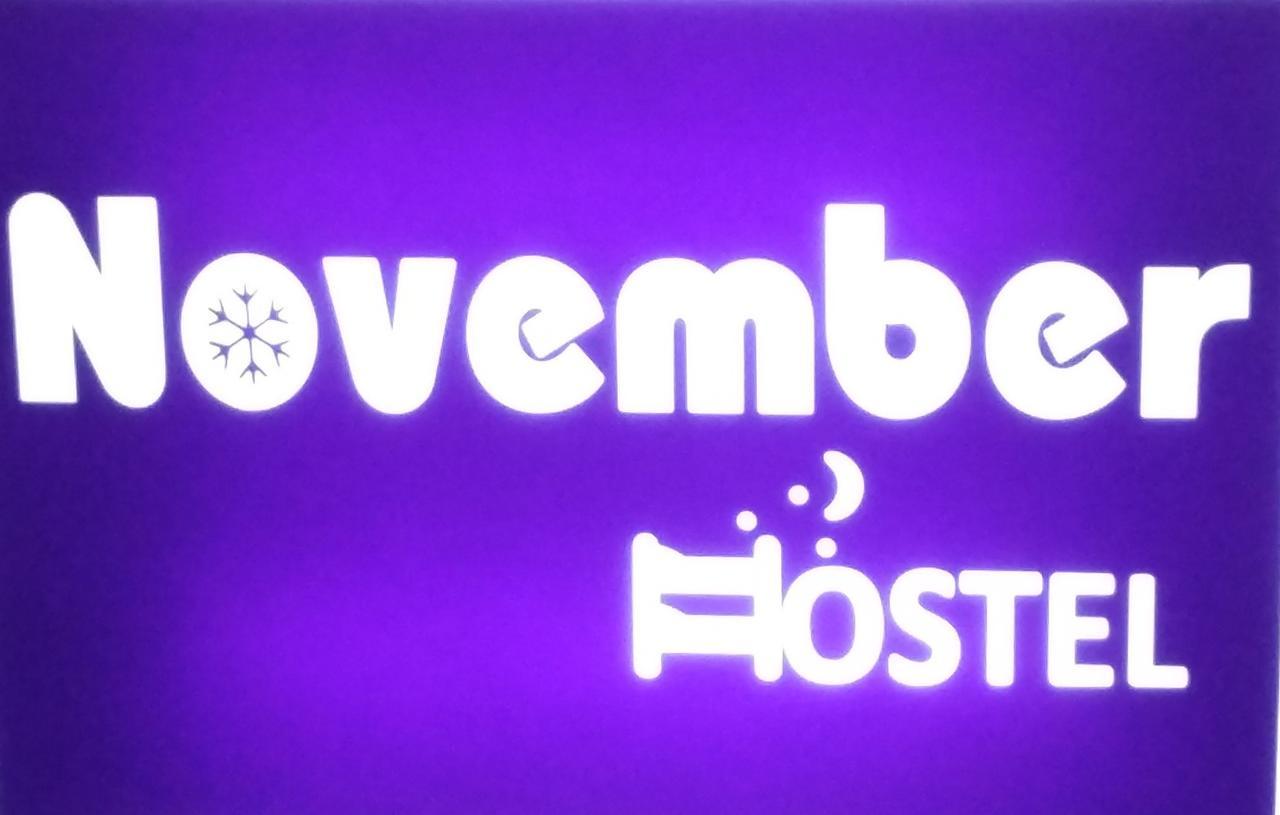 November Hostel Rangoon Eksteriør billede